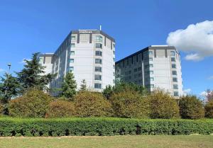 Hilton Paris Charles De Gaulle Airport - Accommodation Options and Features