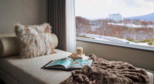 Hinode Hills Niseko Village - Small Luxury Hotels of The World - Convenient Location