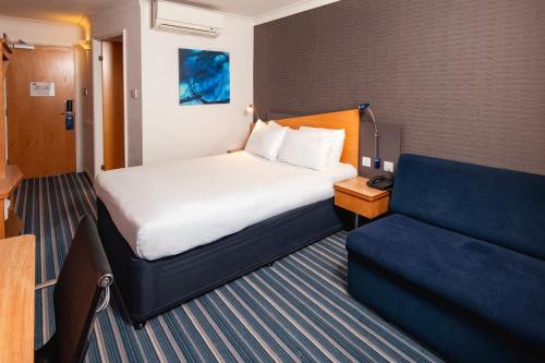 Holiday Inn Express Birmingham - Snow Hill, an IHG Hotel - Good To Know