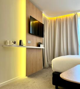 Holiday Inn Express - Marne-La-Vallée Val D'europe, an IHG Hotel - Points About Your Stay