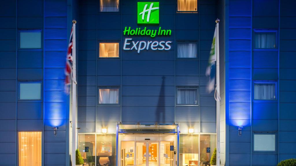 Holiday Inn Express Oxford Kassam Stadium, an IHG Hotel Review