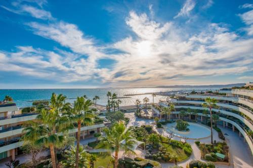 Holiday Inn Nice - Port St Laurent, an IHG Hotel - Points About Your Stay