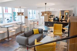 Holiday Inn Paris Opéra - Grands Boulevards, an IHG Hotel - Points About Your Stay