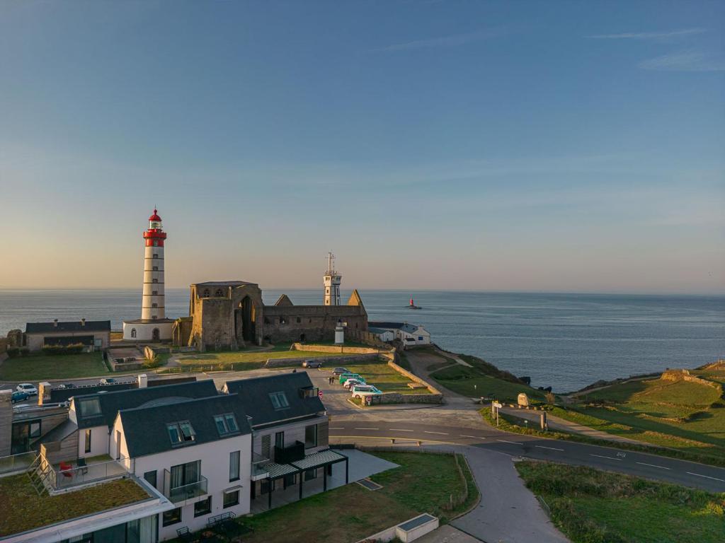 Hostellerie De La Pointe Saint-Mathieu - SPA & Restaurant - Points About Your Stay