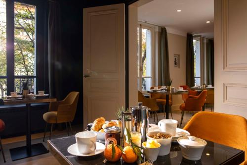 Hotel Aiglon - Points About Your Stay