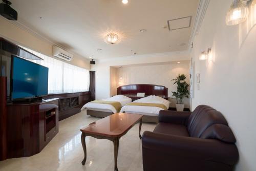 Hotel Alps - Room Features and Amenities