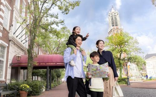 Hotel Amsterdam Huis Ten Bosch Review