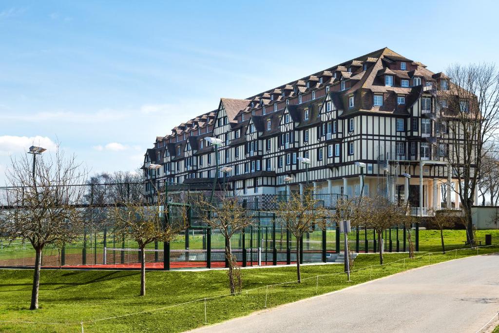Hotel Barrière The Golf Hotel - Points About Your Stay