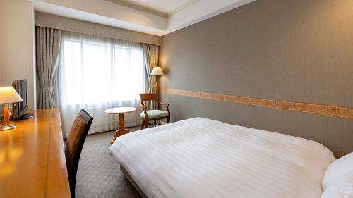 Hotel Cadenza Tokyo - Good To Know