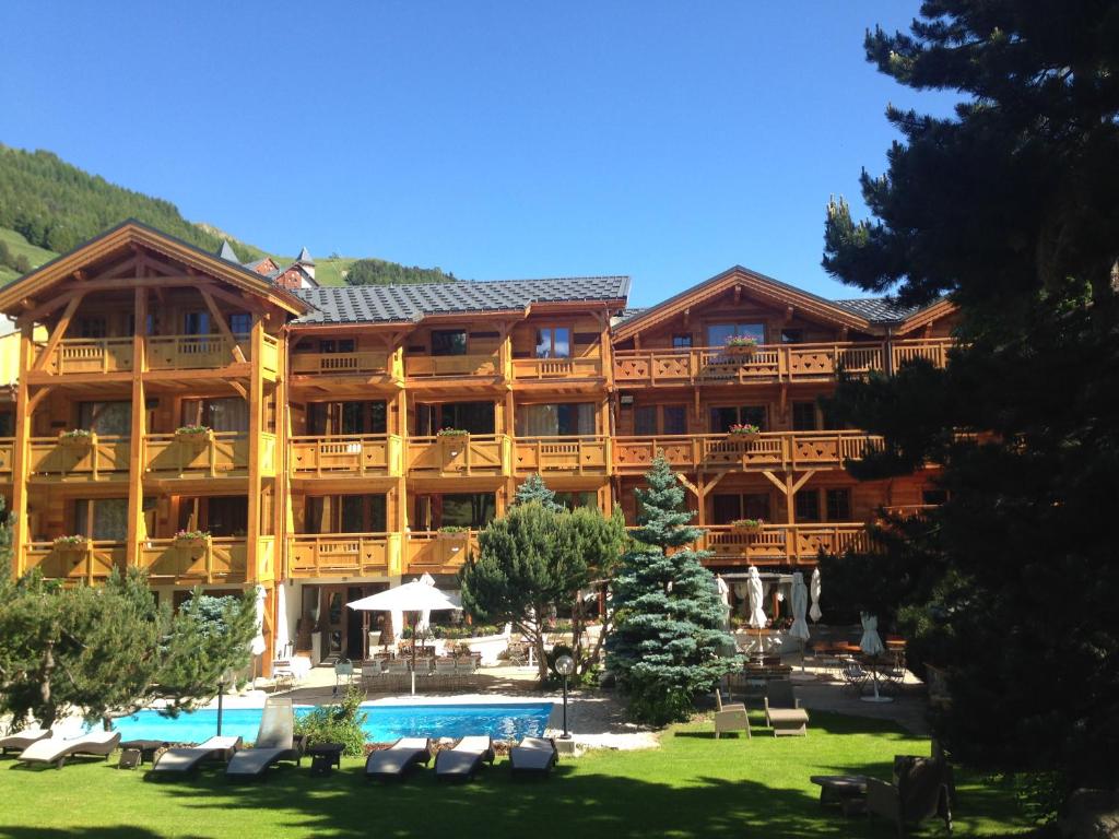 Hotel Chalet Mounier - Points About Your Stay