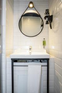 Hotel Des Arts-Bastille - Points About Your Stay