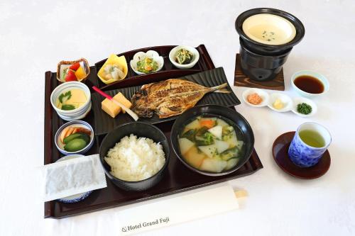 Hotel Grand Fuji Review
