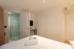 HOTEL IN THE HEART OF REPUBLIC - Hotel Overview