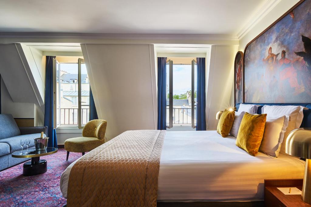 Hotel Le Versailles - Points About Your Stay