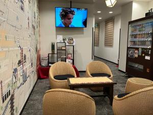 HOTEL LiVEMAX Kyoto Ekimae - Nearby Attractions