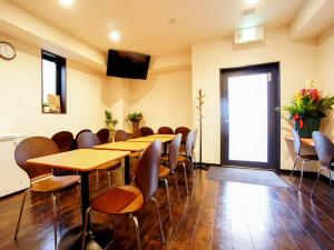 HOTEL LiVEMAX Osaka Dome Mae Hotel - Location and Accessibility