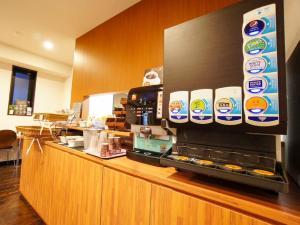 HOTEL LiVEMAX Osaka Umeda Nakatsu - Hotel Amenities