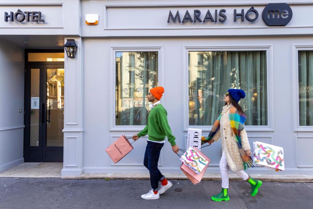 Hotel Marais Home - Location and Nearby Attractions