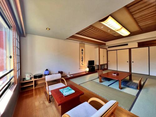 Hotel Miki - Available Amenities