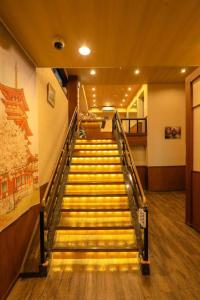 Hotel Naniwa Shinsekaimae - Nearby Attractions