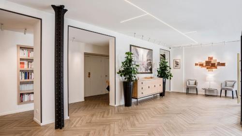 Hotel Royal Saint Honore Paris Louvre - Points About Your Stay