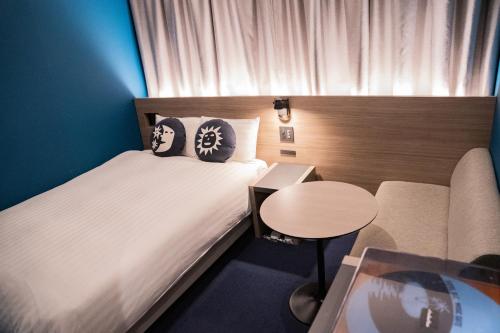 Hotel She, Osaka - Hotel Facilities
