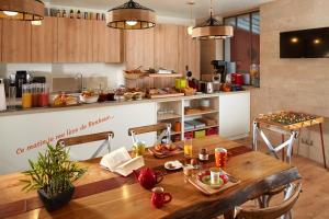 Hotel Villa Sorel - Paris Boulogne - Location and Accessibility