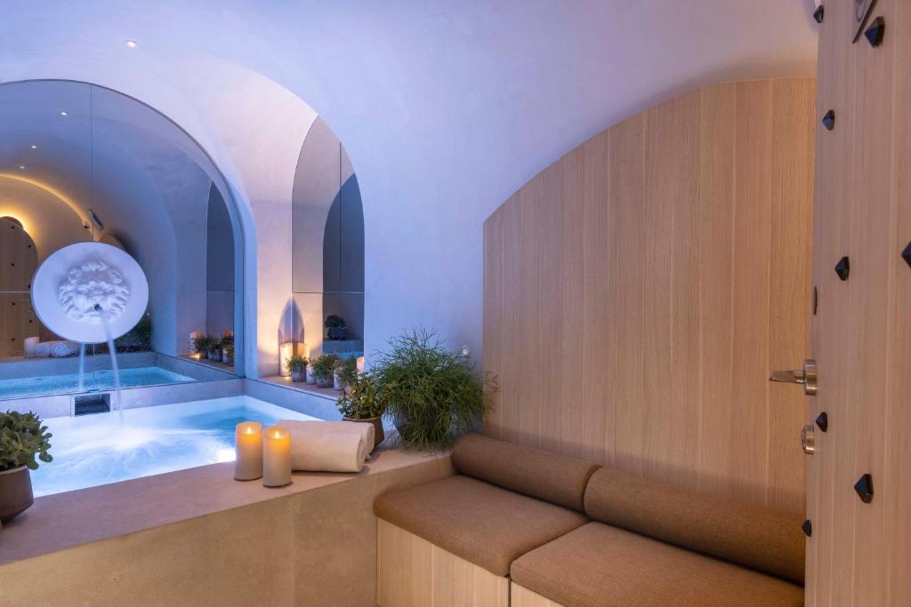 Hotel Vinci Due & Spa - Location and Guest Experience