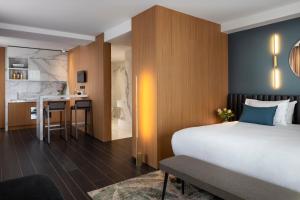 Howard Sur Seine - Asnieres Paris La Defense - Points About Your Stay