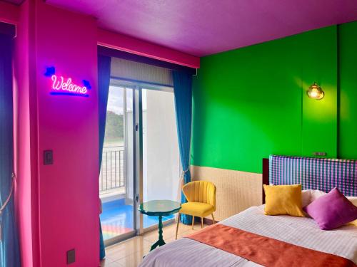 Hundred Days Hotel - Good To Know