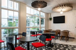 Ibis Paris Ornano Montmartre North 18TH - Points About Your Stay