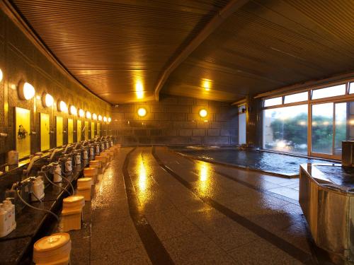 Shika’s 2 Best Hotels