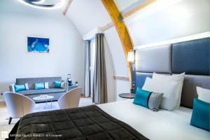 Imperial Palace - Points About Your Stay