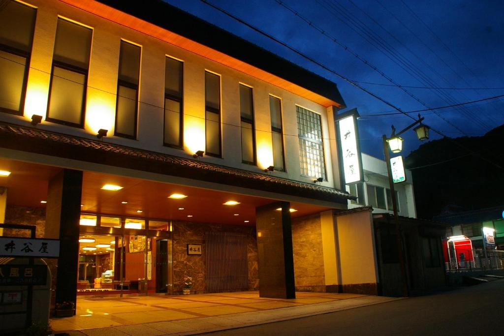 Sakurai Accommodation Guide: 2 Hotels You Can’t Miss