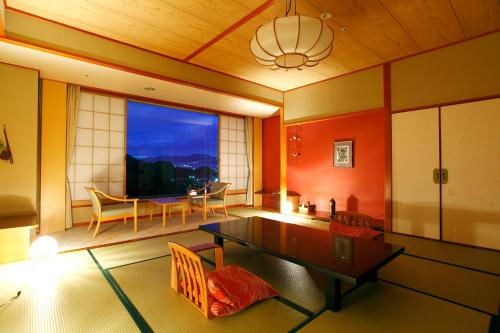Izu-Nagaoka Hotel Tenbo - Accommodation Features