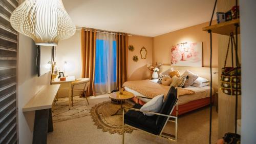 Kyriad Prestige Vannes Centre-Palais Des Arts - Points About Your Stay