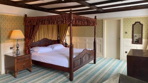 Lake District Castle Inn - Good To Know