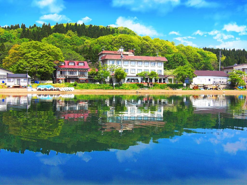 Lake Side Hotel Minatoya Review