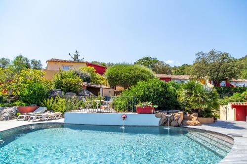 Le Roc E Fiori Hotel - Territory - Points About Your Stay