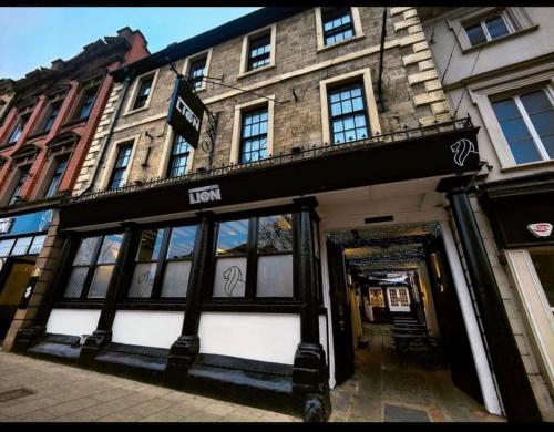 Lion Hotel - Good To Know