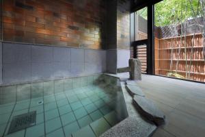 Marukyu Ryokan - Guest Experiences