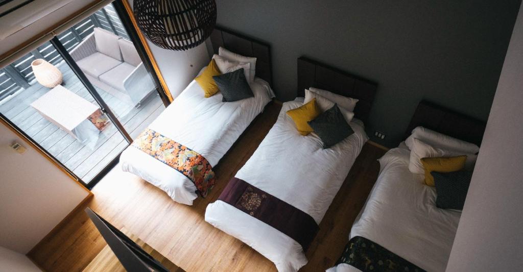 Miyajima Shiro Review