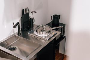 Mizuka Daimyo 4 - Unmanned Hotel - - Good To Know