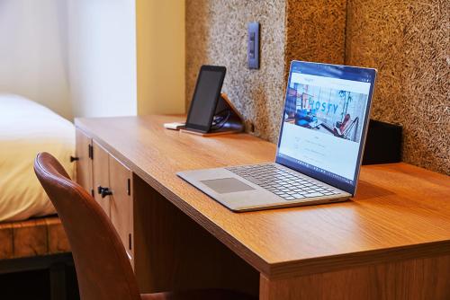 Mizuka Imaizumi 4 - Unmanned Hotel - - Good To Know