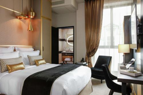 Niepce Paris, Curio Collection By Hilton - Points About Your Stay