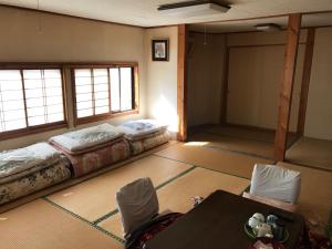 Niko Ryokan - Good To Know
