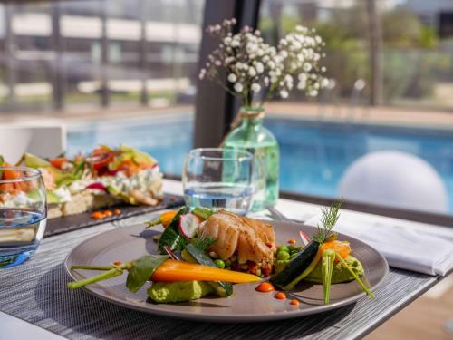 Novotel Orléans Chemins De Sologne Country Houses - Points About Your Stay