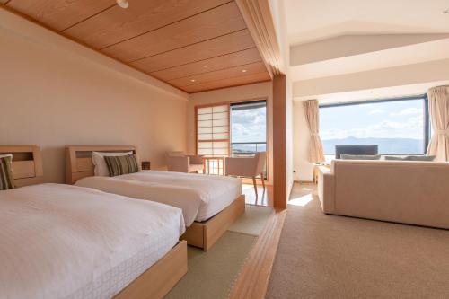 One Niseko Resort Towers - Overview and Location
