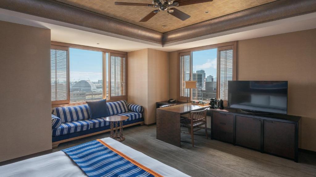 ORIENTAL HOTEL Review