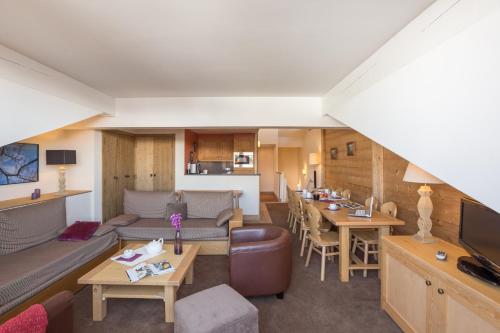 Pierre & Vacances Premium Residence Les Chalets Du Forum - Points About Your Stay